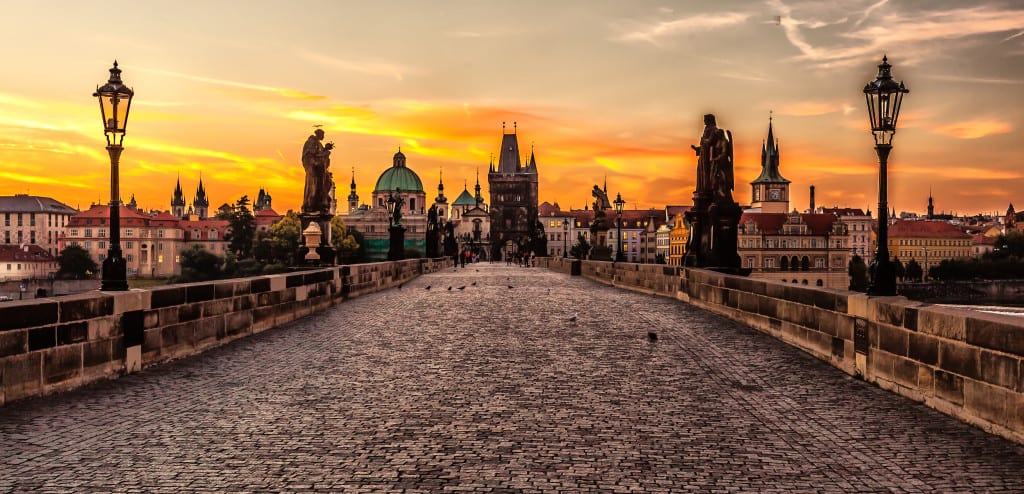 Os melhores lugares para curtir a noite em Praga